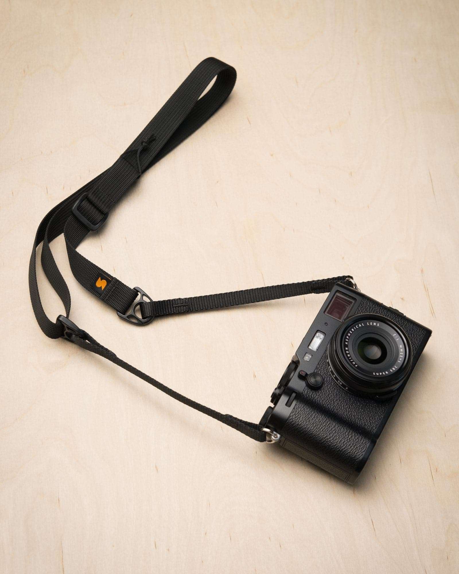 Simplr F1ultralight Camera Strap on Fuji X100 Simplr F1ultralight Camera Strap on Fuji X100