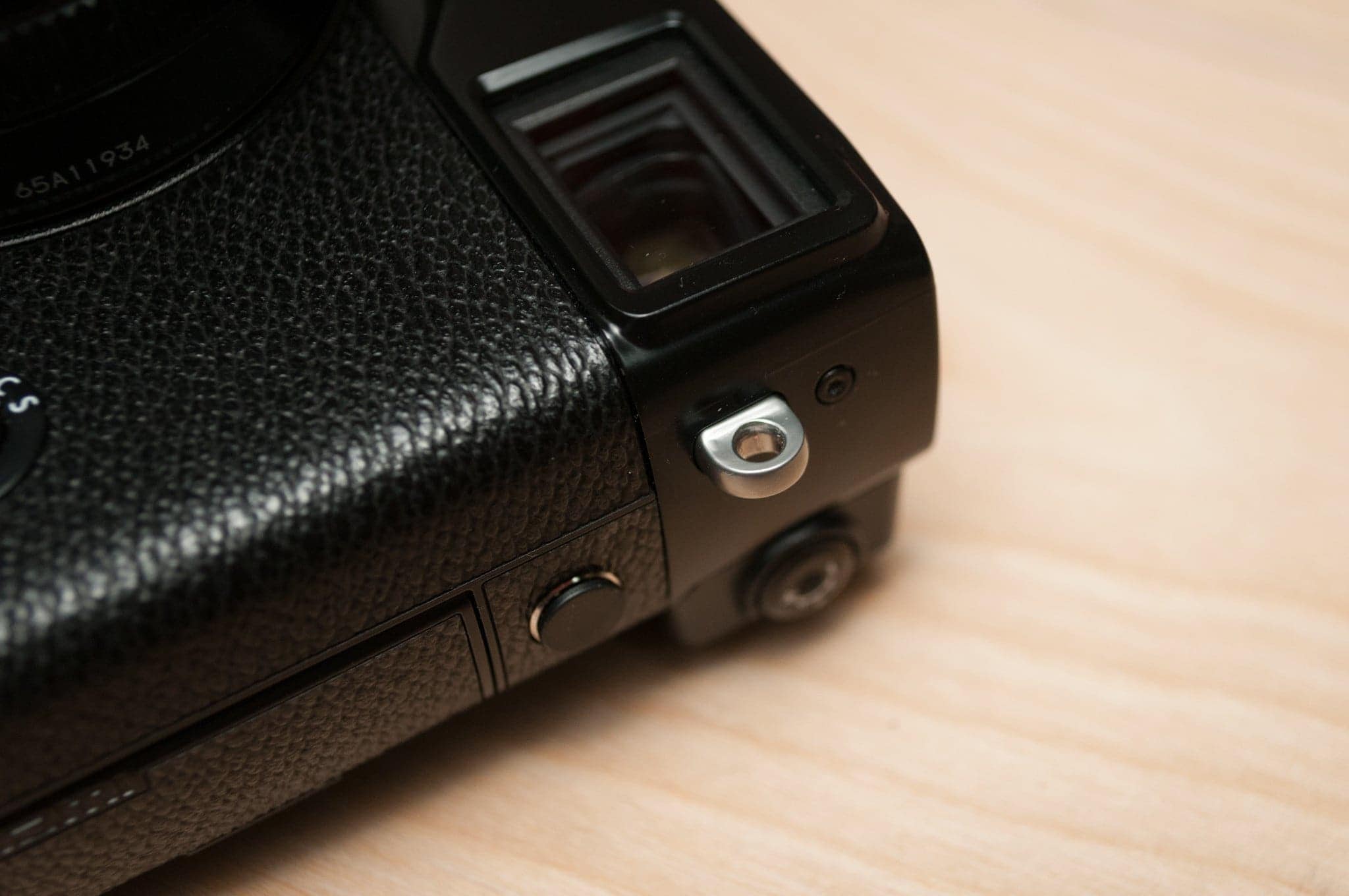 This is a Fuji strap lug without the strap lug insert … nice and smooth.