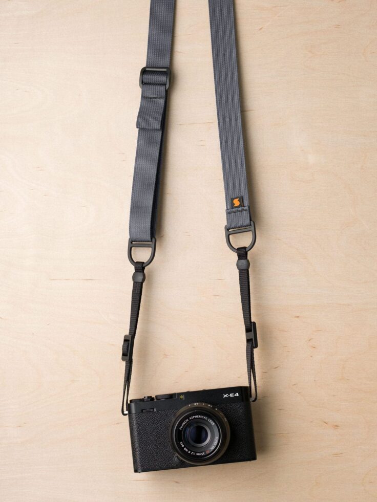 F1 Flat Mount Camera Strap in Wolf Gray